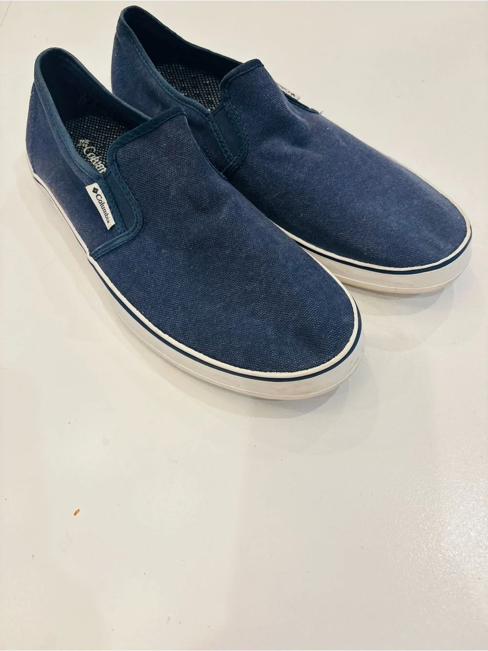 Columbia Men's Slip-On Loafers in Navy Blue size 11